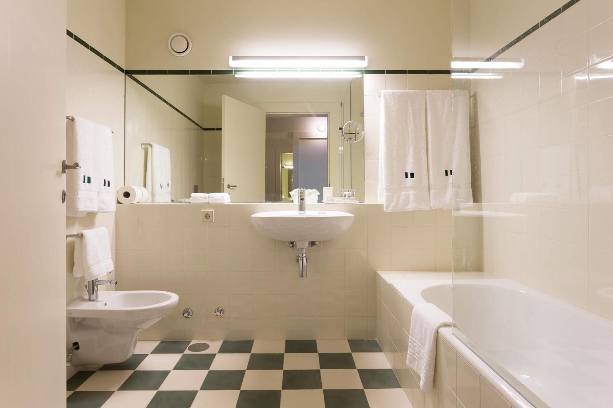 Duas Portas Townhouse Bed & Breakfast Porto Room photo
